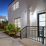 Private Suite At Villa Verde Miami